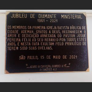 Placa de bronze fundido
